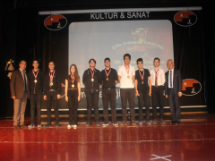 Evrensel Kolej